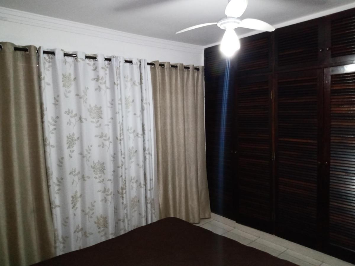 Ótima localização na praia da Enseada no Guarujá Exterior foto