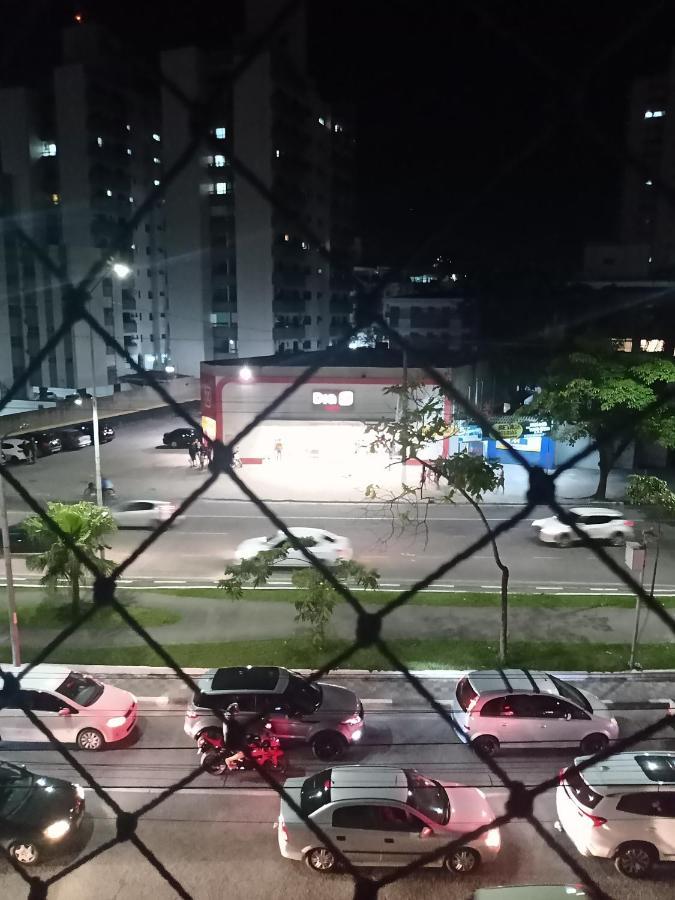 Ótima localização na praia da Enseada no Guarujá Exterior foto